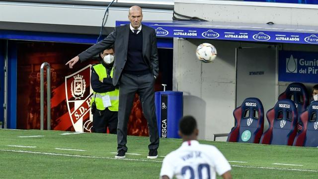 一步乱，步步乱 皇马无人可用已被逼到墙角